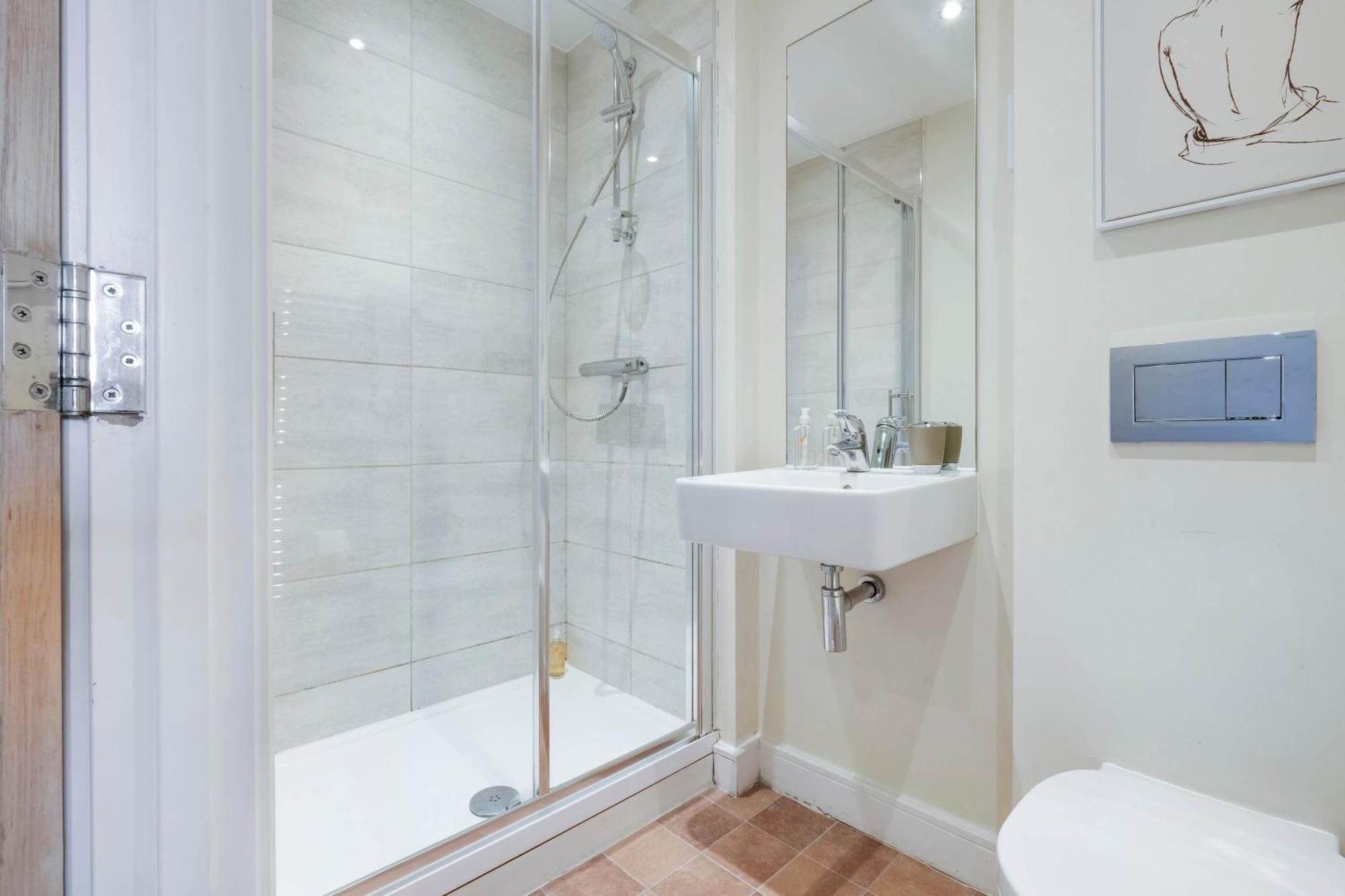 Alder House Serviced Apartment Maidenhead By 360Stays Eksteriør bilde