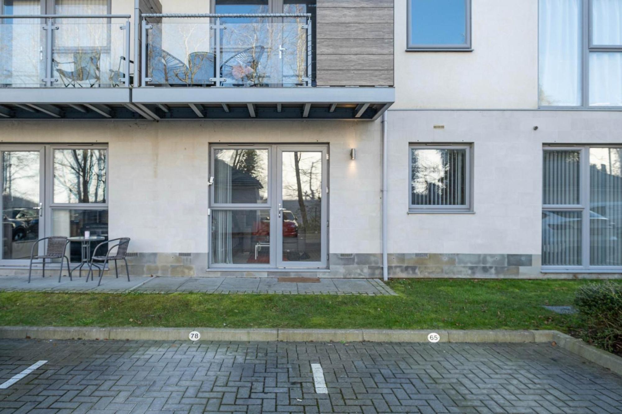 Alder House Serviced Apartment Maidenhead By 360Stays Eksteriør bilde